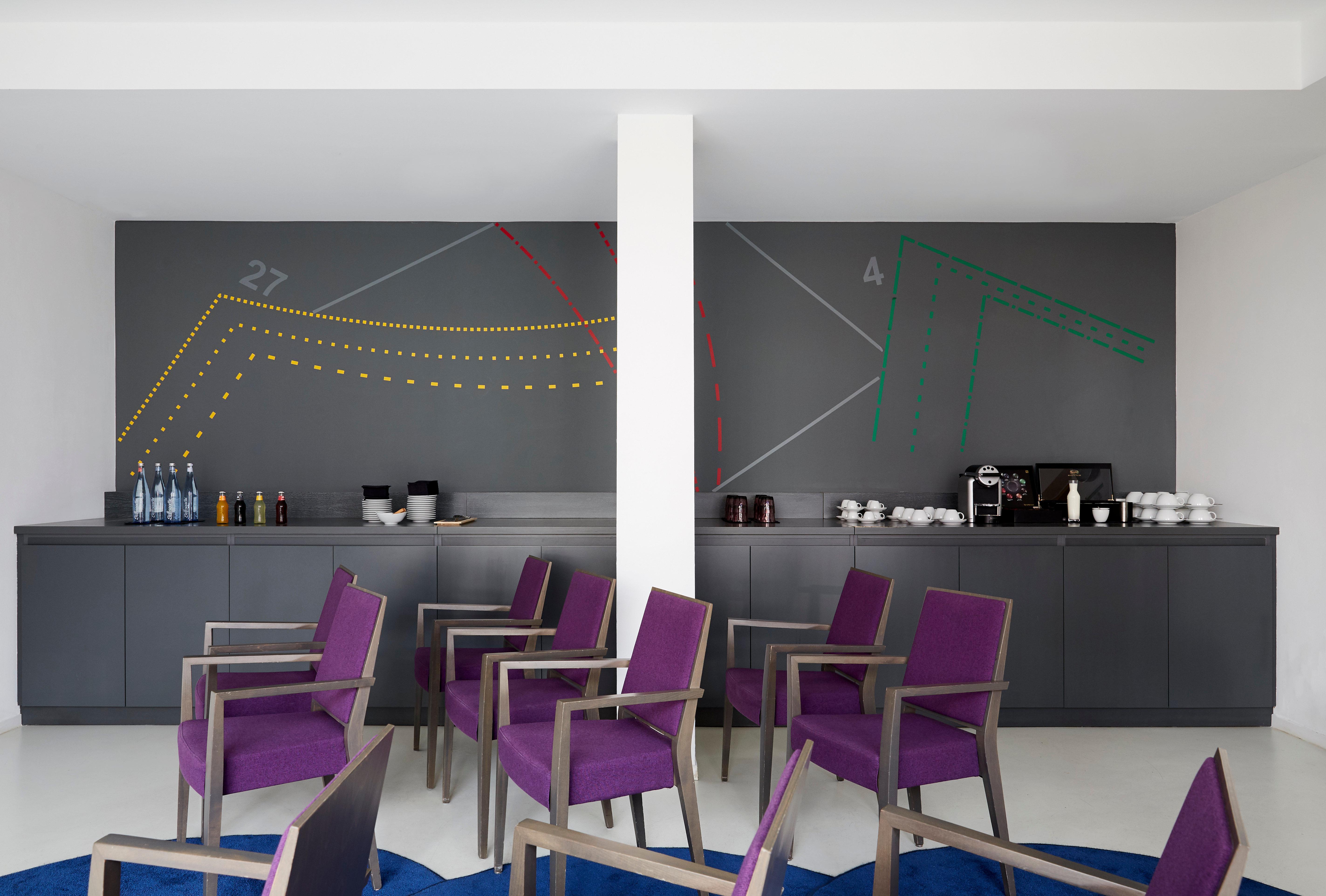 Hotel Indigo - Dusseldorf - Victoriaplatz By Ihg — Fotos 1
